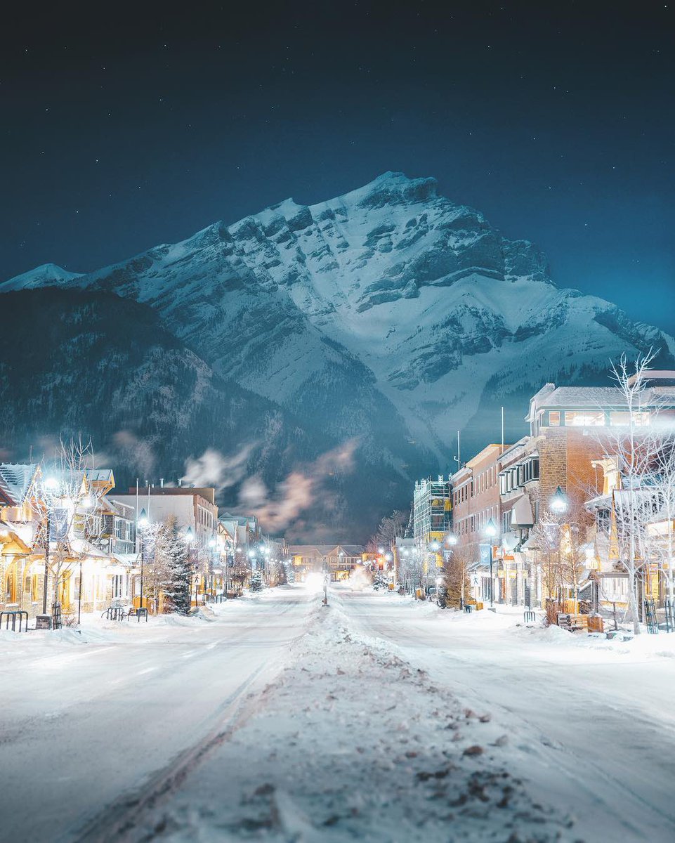 Views and Travel tweet media