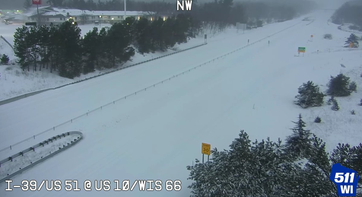 ArryNight's tweet photo. What its like living in Wisconsin. (pics via WI Department of Transformation) https://t.co/akekYEFWXi