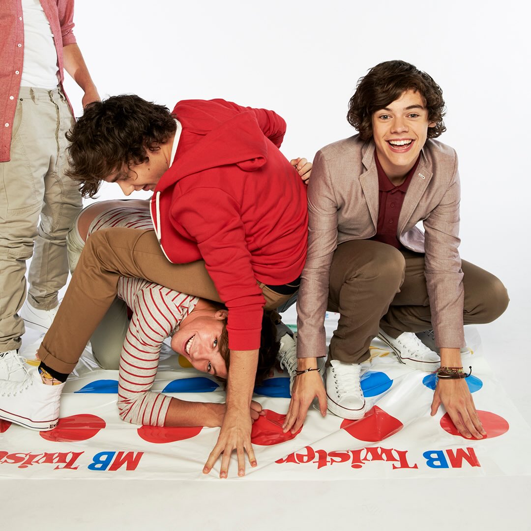 OT5Dailys's tweet photo. One Direction unseen pictures for We Love Pop magazine in 2012!

via rayburmiston https://t.co/yLYFVi5oFv