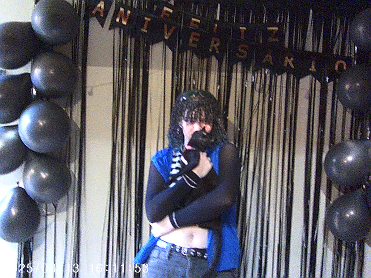 Ikki 🫀 on VGen tweet media