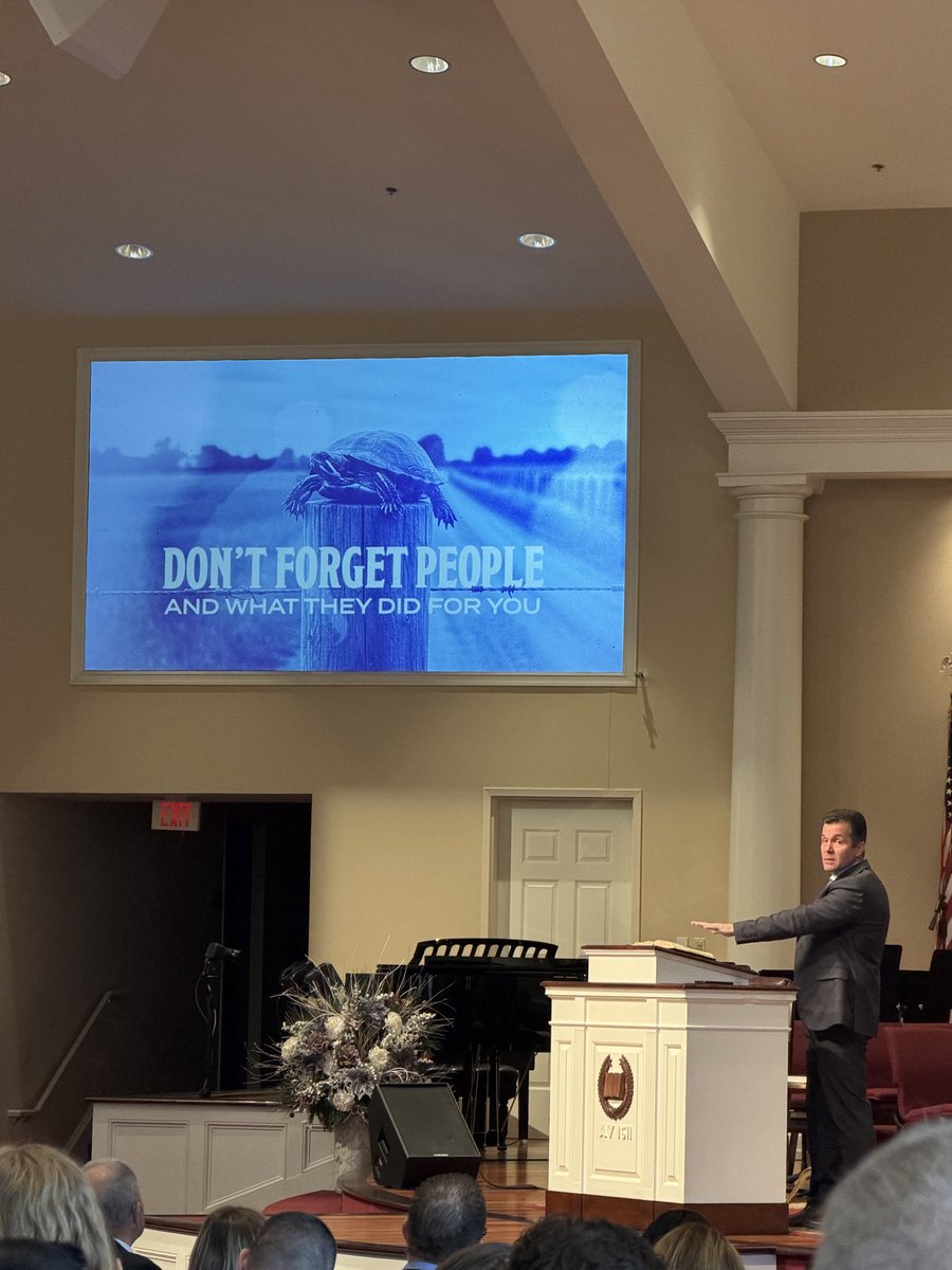 kwoolner's tweet photo. A great thought today at church. 

“Don’t forget people and what they did for you” https://t.co/L9Ov6J55z8