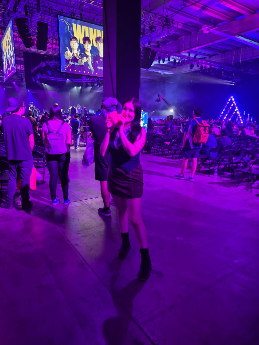 𝑫𝒂𝒏𝒊 tweet media