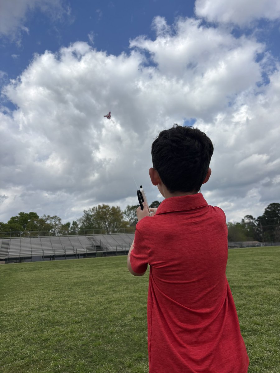 Austin Hall tweet media