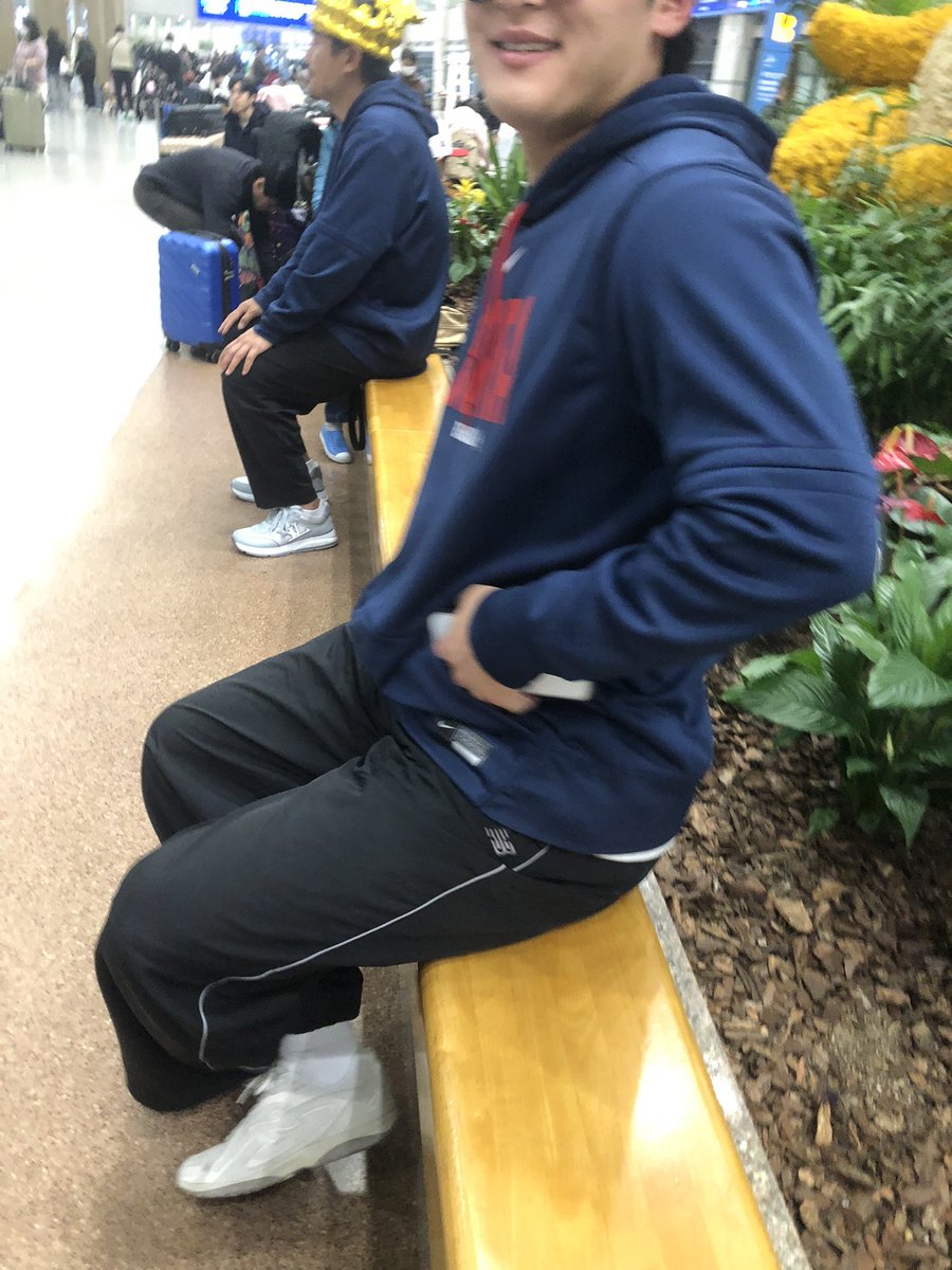 ( - ˔ ก )𖦹°.. tweet media