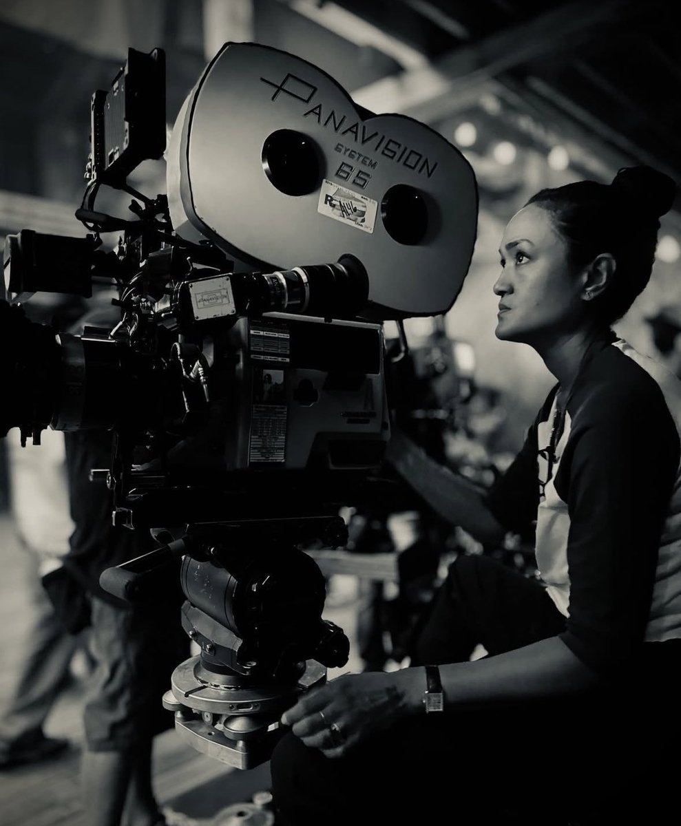 oxentepipoca's tweet photo. Autumn Durald Arkapaw (Pecadores) se torna a primeira mulher a vencer a categoria de Melhor Fotografia no Oscar. #Oscars https://t.co/wzgCGs38IW