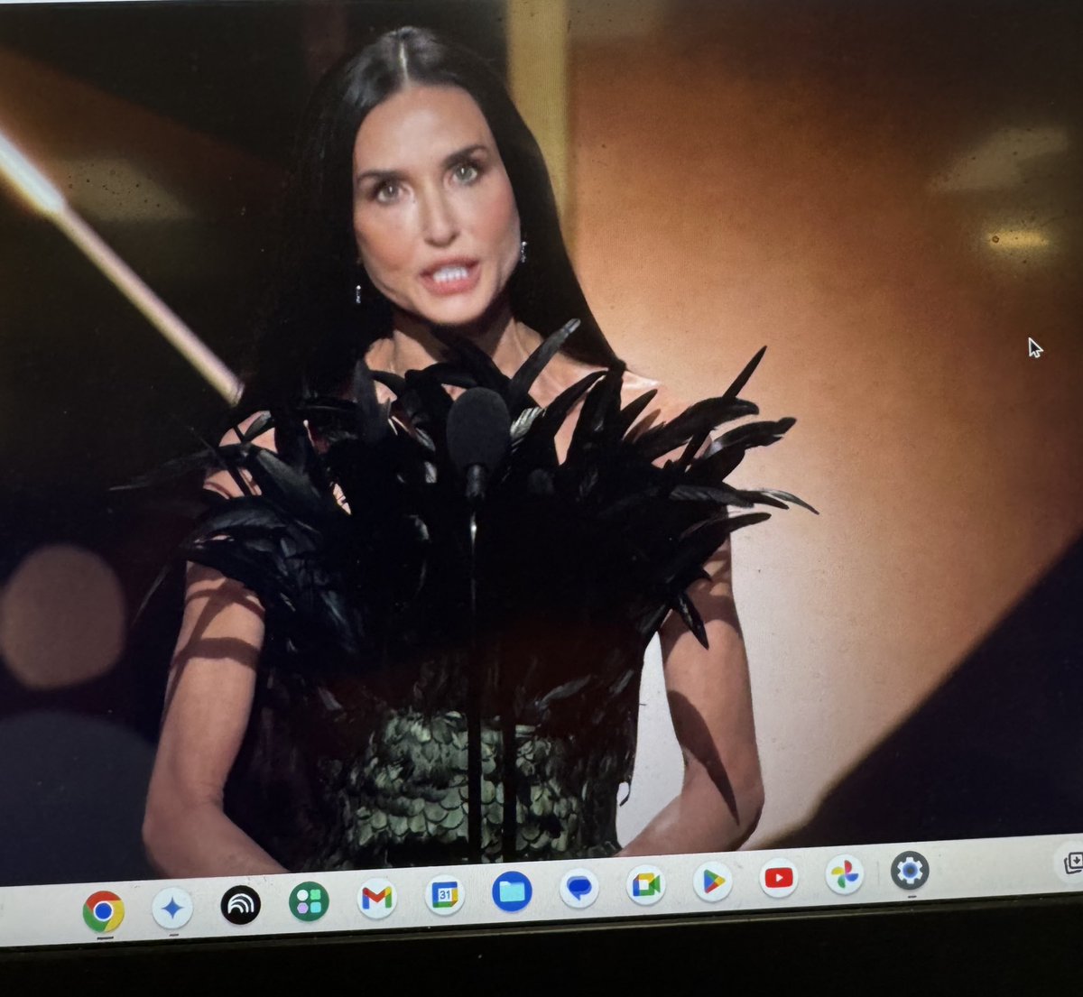 KTCMAGAZINE's tweet photo. Demi Moore unrecognizable https://t.co/F3o5wo4OAs