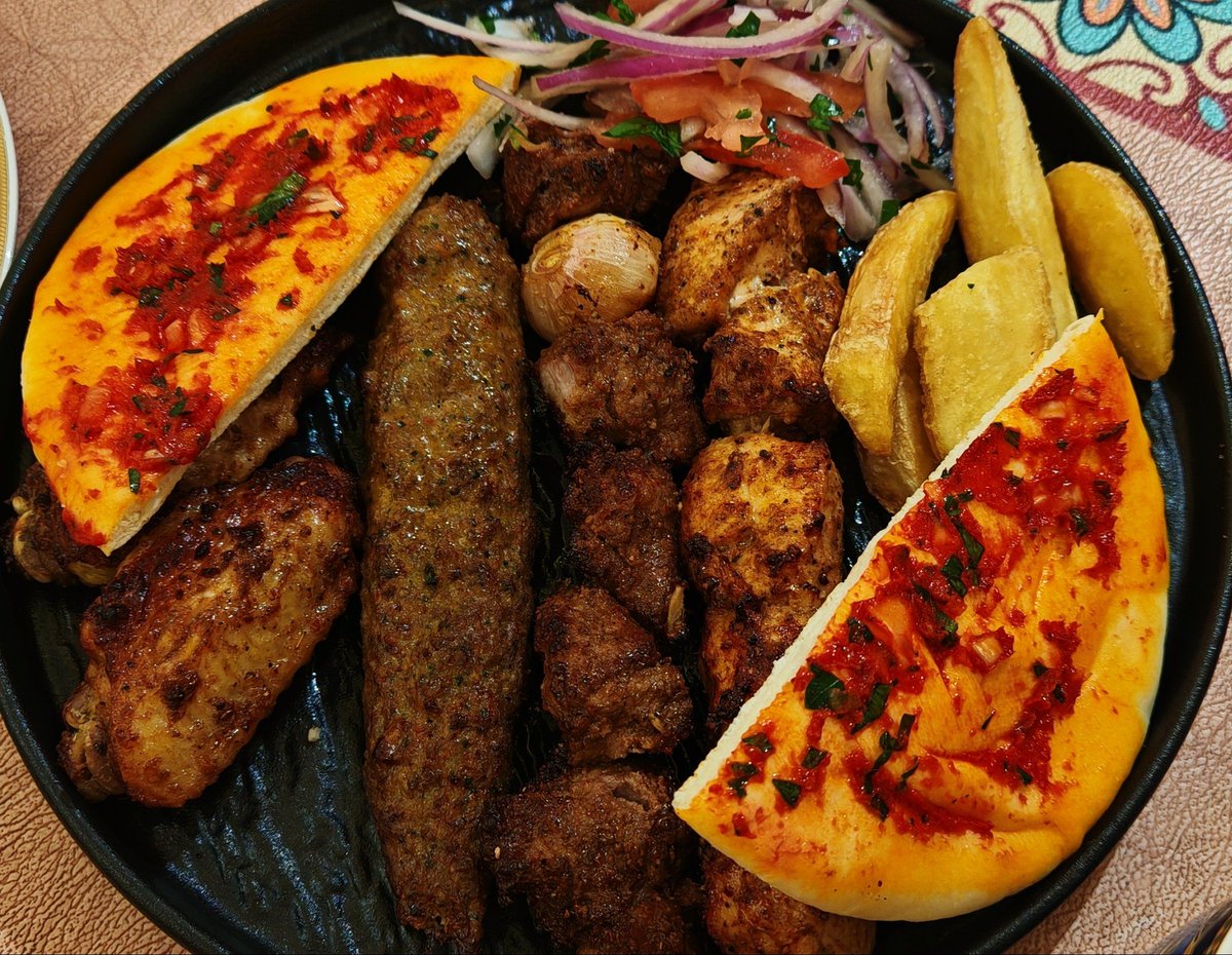 Gloria Moss tweet media