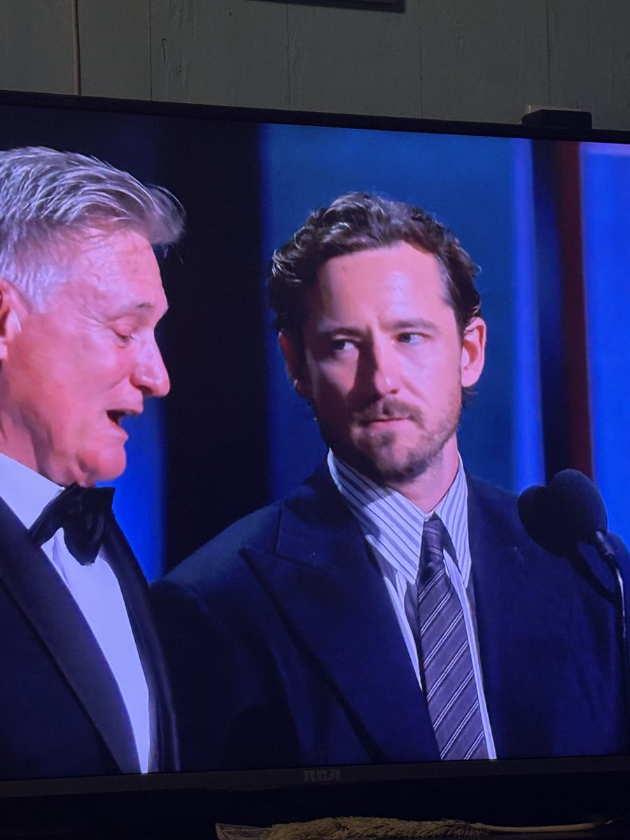 𝗮𝘀𝗵𝗹𝗲𝘆 | purple sun 🌱 tweet media