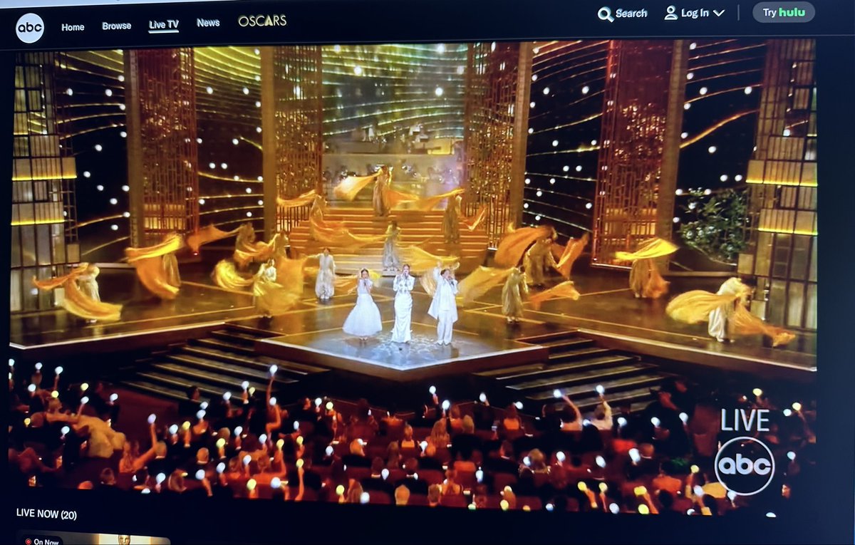 Grace Randolph tweet media