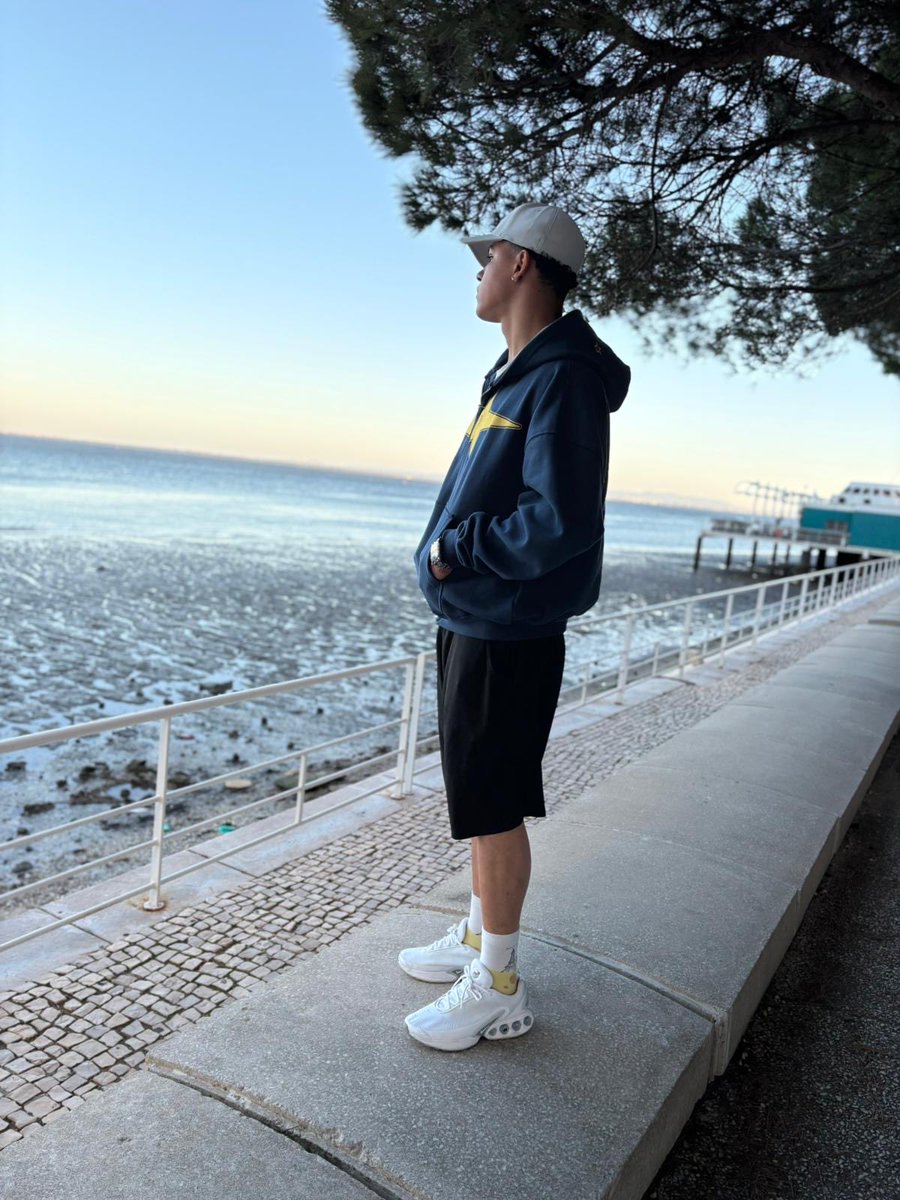 callmetutuu's tweet photo. Hoje foi só as pura 🥱😶‍🌫️ https://t.co/q49yrfK4Kj