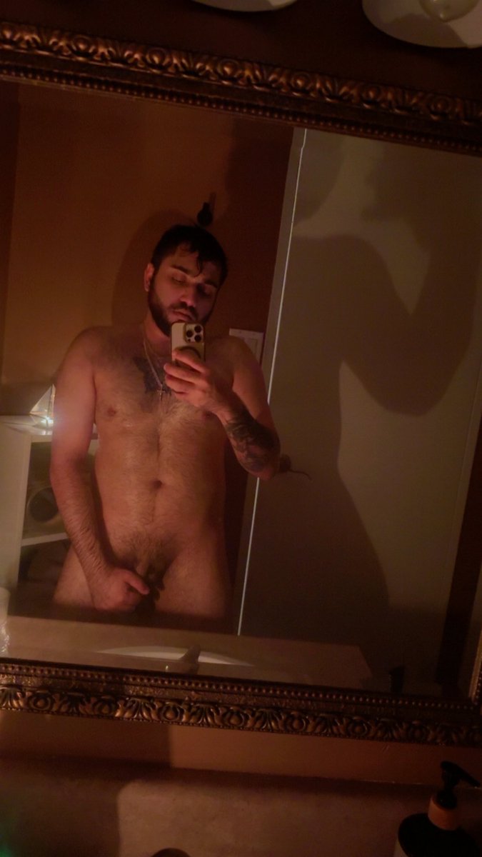 jayyy2412's tweet photo. Late night sweat 

#gay #gayporn #nsfw #nude #hairy https://t.co/AACTBNvzHY