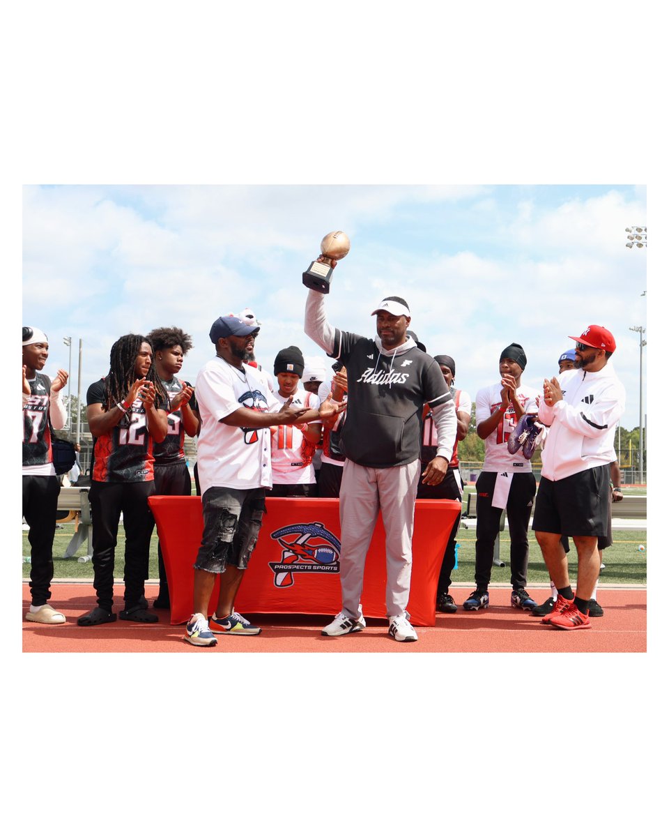 Top Prospects 🏈 tweet media