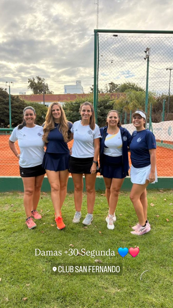 Tenis CASLA tweet media