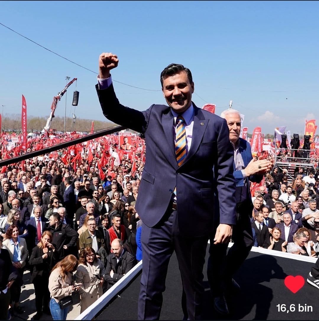 TucYlmaz1881's tweet photo. İyi doğdun Ferdi Zeyrek 🫶🏻
Manisa seni çok seviyor ve asla unutmayacak https://t.co/b5A2Z5QN8L