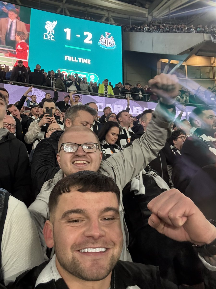 Tom Ellis tweet media