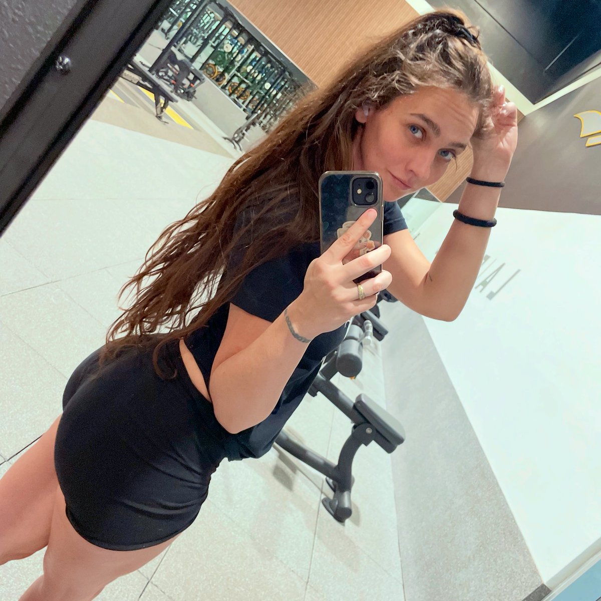 𝐻𝒶𝓇𝓂❀𝓃𝓎 tweet media