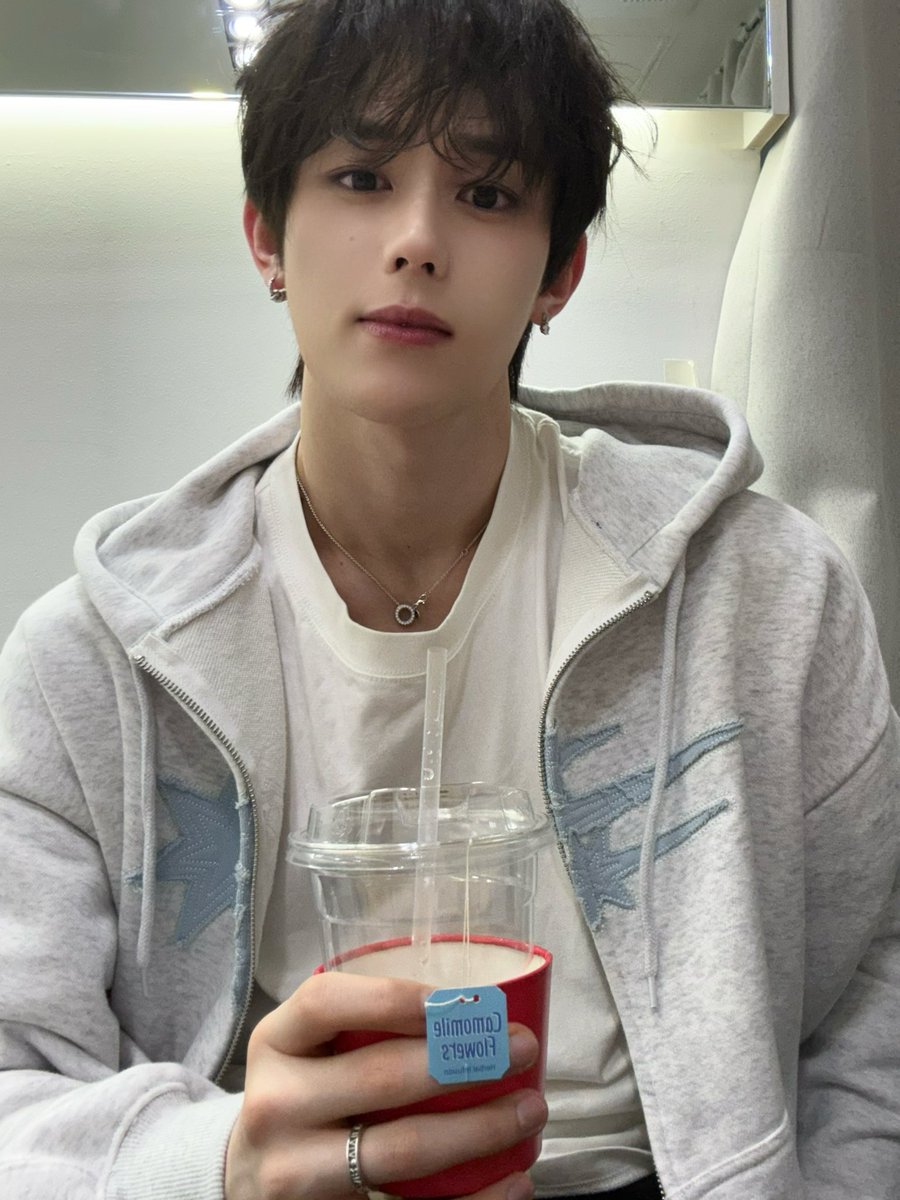 만나러 와줘서 행복했어🙌

#HUHANWEN #후한원 #胡瀚文
#HANWEN #한원