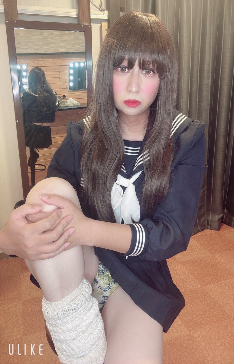 eowwwb1's tweet photo. セーラー服🫣 https://t.co/mmWlGjqIc9