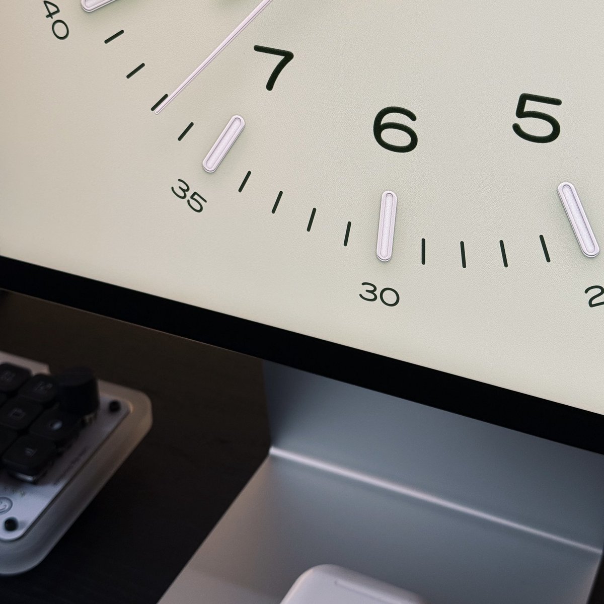 Bauhaus Clock (@bauhausclock) / Posts / X