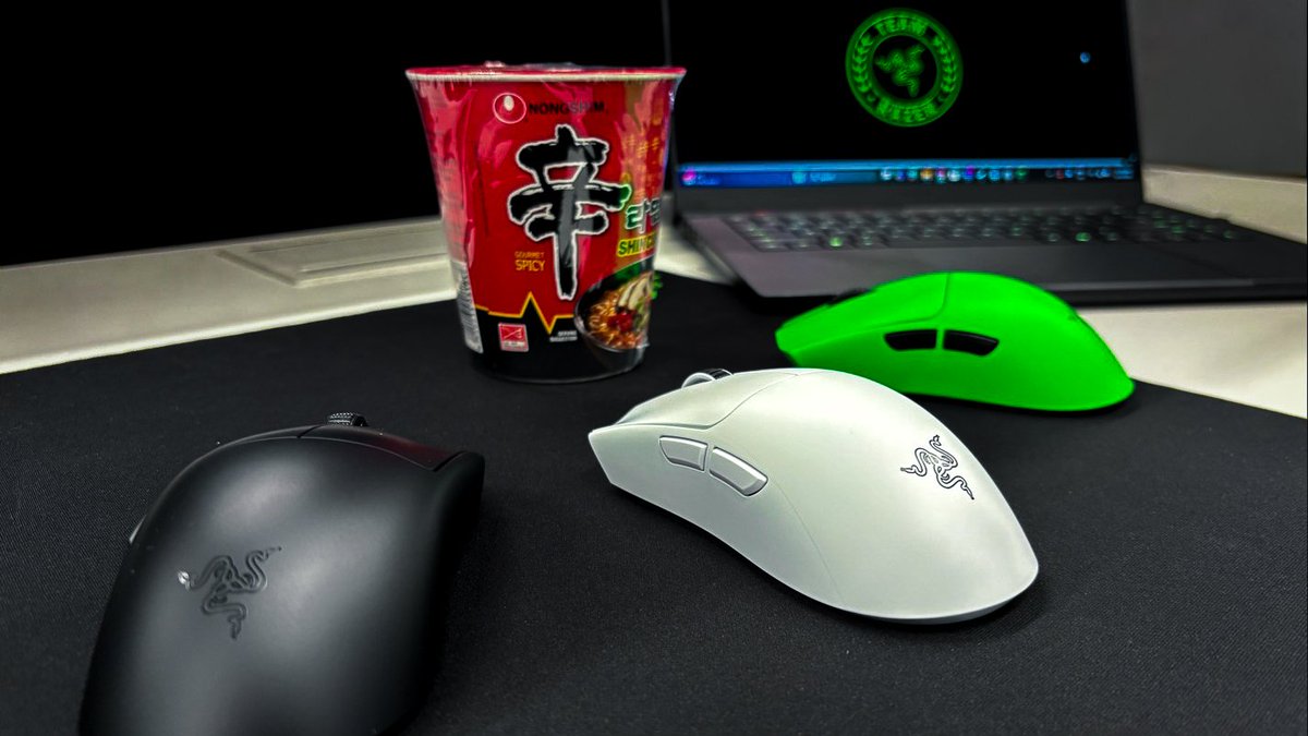 Team RΛZΞR tweet media