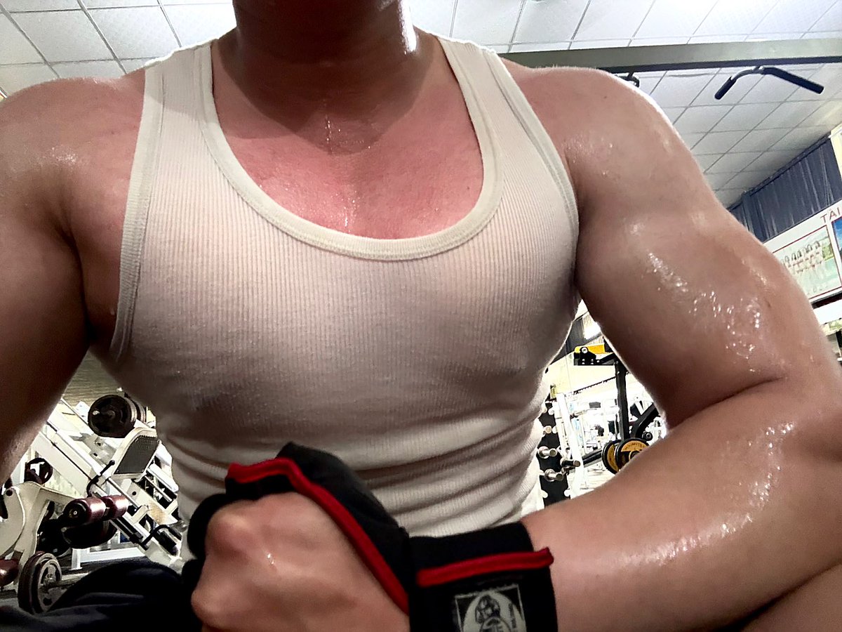 Black Crush tweet media