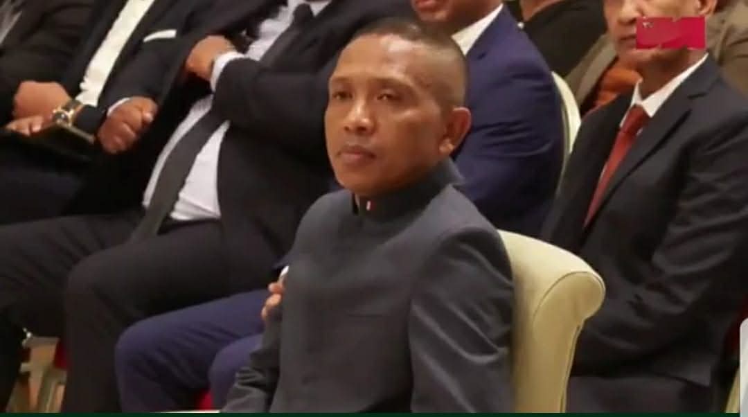 MMM_Eropa's tweet photo. Le parti Antoko Malagasy Miara-Miainga adresse ses salutations au nouveau Premier ministre, Monsieur RAJAONARISON Mamitiana.
 Nous lui souhaitons beaucoup de réussite et de succès dans l’accomplissement de cette mission. https://t.co/tb1MsyBAsi