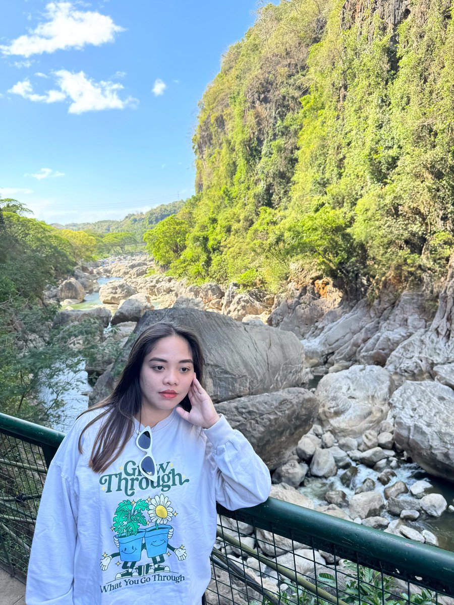 bonengdmngo's tweet photo. grow through. 🍃☁️🩵 https://t.co/XjXVBuOk4w