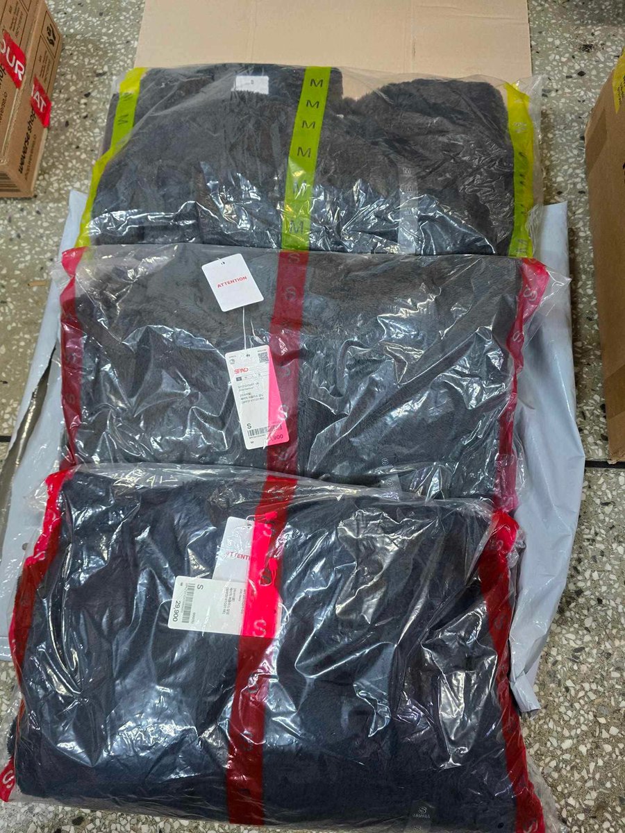 ERI_SHOPPE's tweet photo. over 200+ orders of SPAO KOREA SALE arrived at our KR warehouse. :)

eta - mid april, we will send masterlist within the week ! https://t.co/GIYijcM7vS