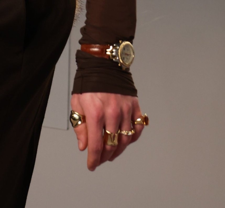 nat. (@loverrytay) on Twitter photo 