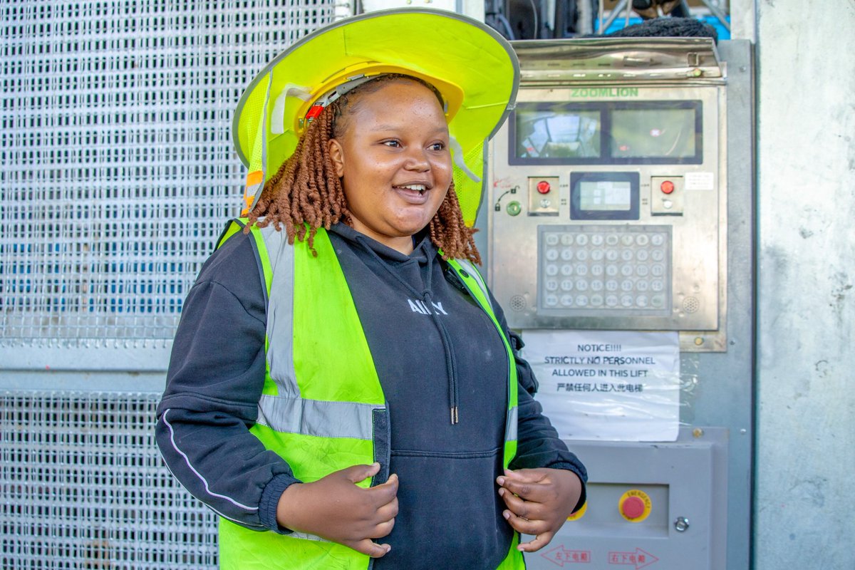 grray_k's tweet image. The development of the Bomas International Convention Complex is proving that infrastructure investment can deliver both economic growth and real employment opportunities. #WomenInConstruction The Women Building Bomas