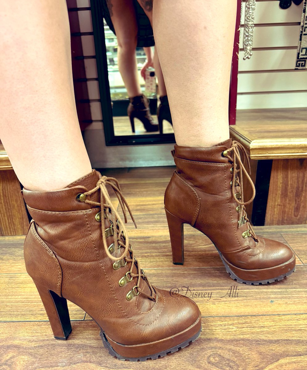 Disney_Alli's tweet photo. It was brown booties today #shoes #shoefie #shoestagram #shoesoftheday #sotd #outfitoftheday #ootd #highheellife #highheellover #highheeladdict #shoelover #shoeporn #heelsporn #heels #highheeledboots #bootlover #bootfreak #bootporn #bootaddict #highheeledbooties #showoff https://t.co/jAEOwlvSZe