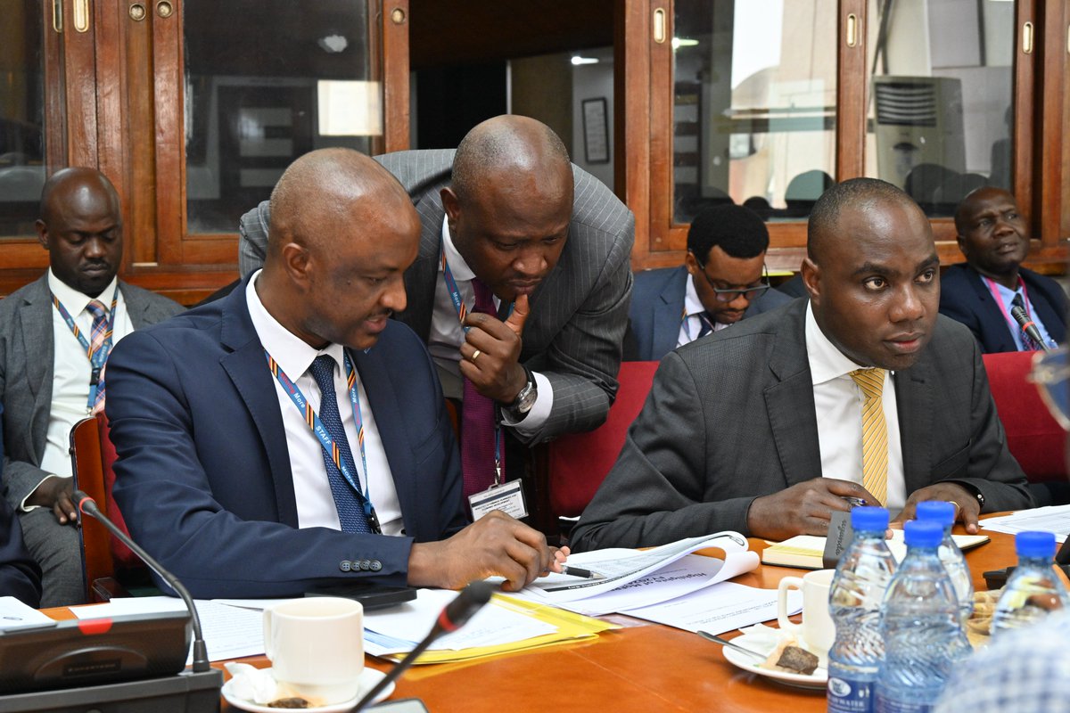 Parliament Watch tweet media