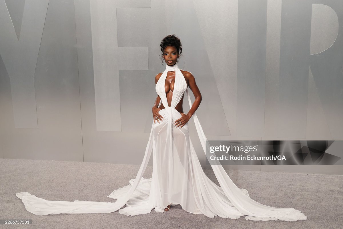 meg 🖤 tweet media