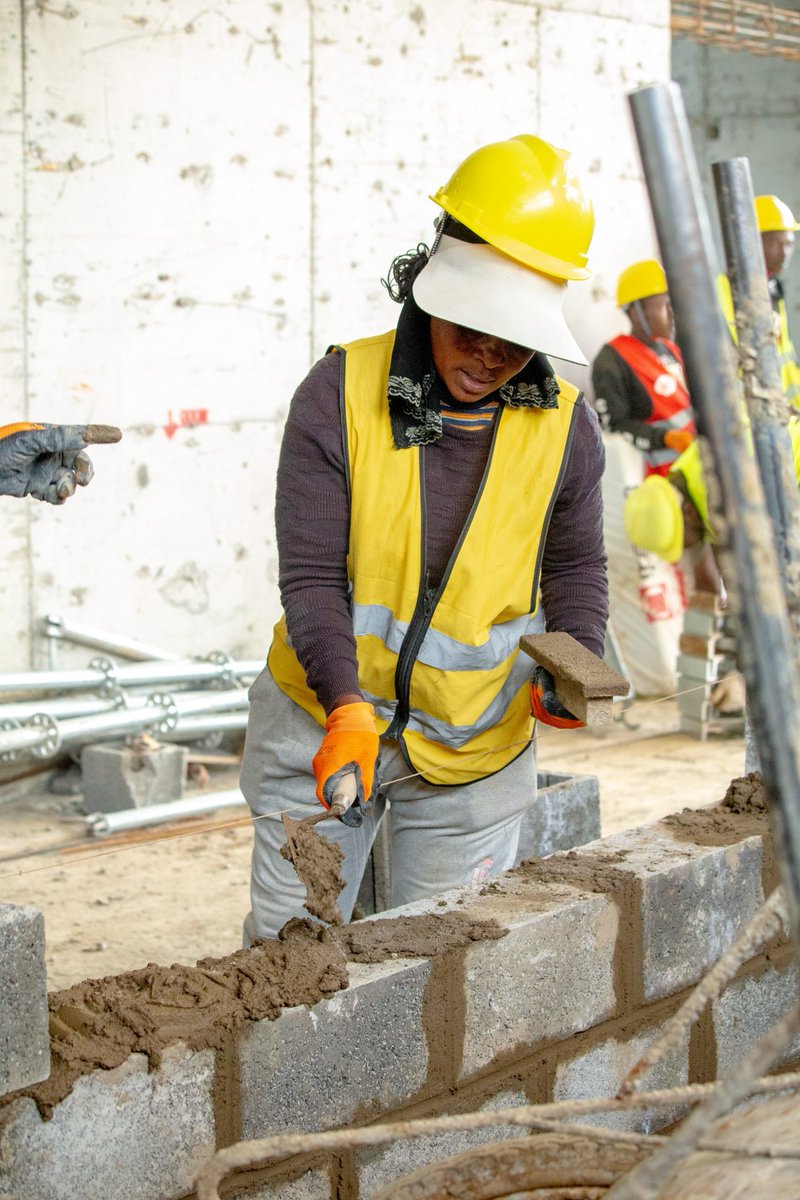 grray_k's tweet image. Construction at the Bomas International Convention Complex has become a major source of employment, with thousands of workers contributing daily to the development of a future conference destination. #WomenInConstruction The Women Building Bomas