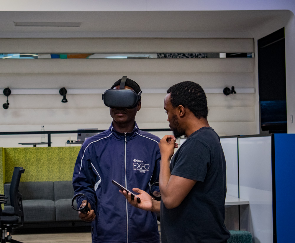 Exposcience's tweet image. District Expos form the first compulsory round of the Eskom Expo competition. Start strong by attending a workshop in your region.

Dates and venues: tinyurl.com/yuchfwus

#DiscoverEskomExpo #STEMForAll #ScienceLearning #SchoolExpos #Workshops #STEM