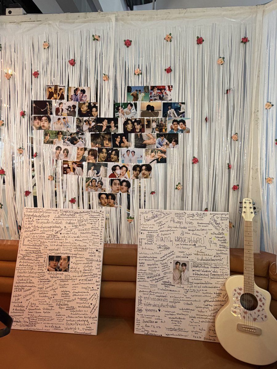 LuxkySkyy's tweet photo. มาเก็บโปรเจควันนี้ได้อะไร ได้ติดฝนค่าา
สมชื่อด้อมมาก ☔️💚🩷

TFO 2Y ALWAYS HERE TOGETHER
#TleFirstone2ndAnniversary 
#TleFirstone2gether https://t.co/cBFqB0BHsZ