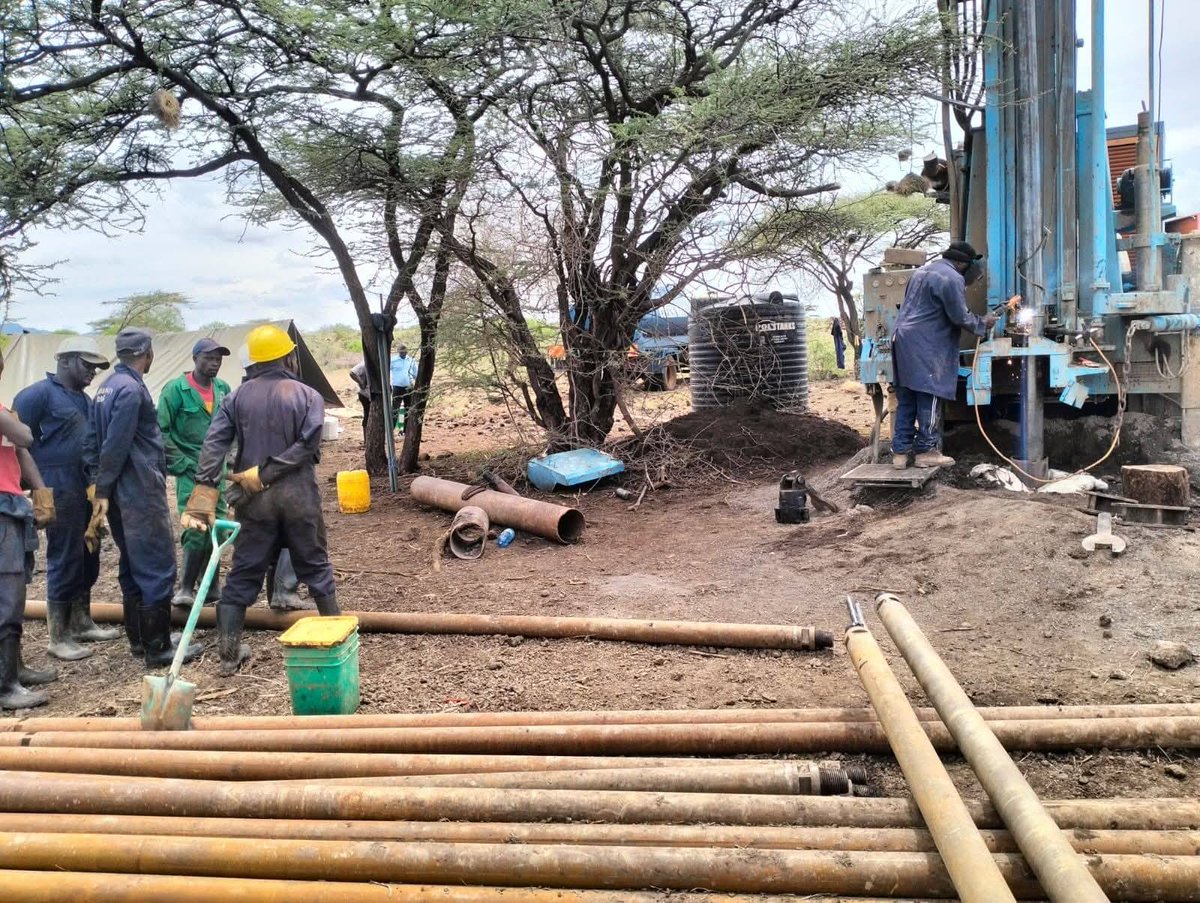 Meru_county's tweet photo. Inspection of the drilling of Mbulu Borehole at Likithathia in Amwathi Ward, Mutuati Sub-County; to provide clean reliable water for the community members-residents, livestock and the security personnel in the area.
https://t.co/3RLQHEY1Uh
#BuildingMeruTogether
#TujengeMeruPamoja https://t.co/TSXgPvmVwU