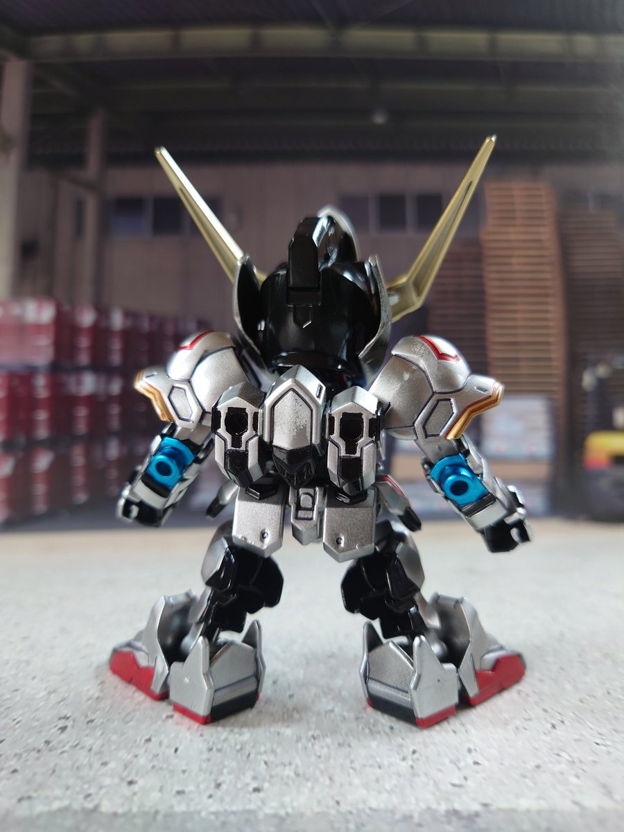 むむむ tweet media