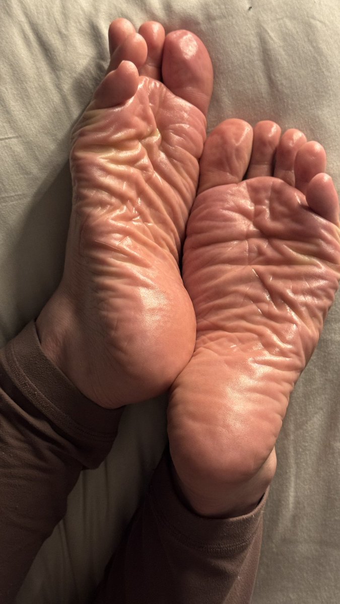 Joy (@joyfullfeet_) on Twitter photo 