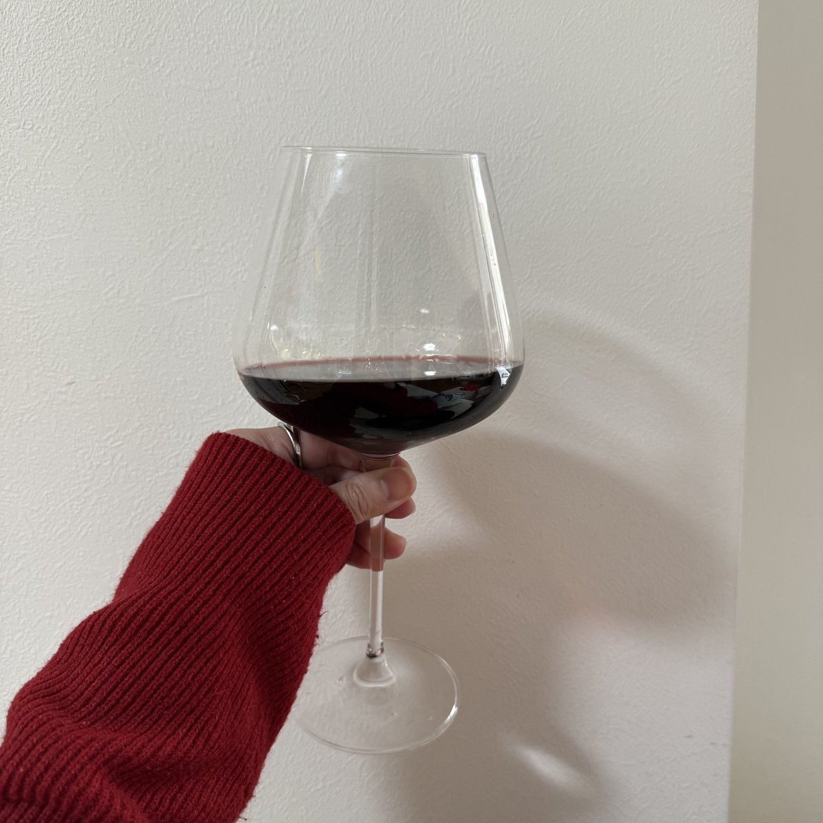 ee_menchan's tweet photo. 今日は仕事休みだからもう飲む🍷
明日は娘の卒業式🎓 https://t.co/UgdetOGIuD