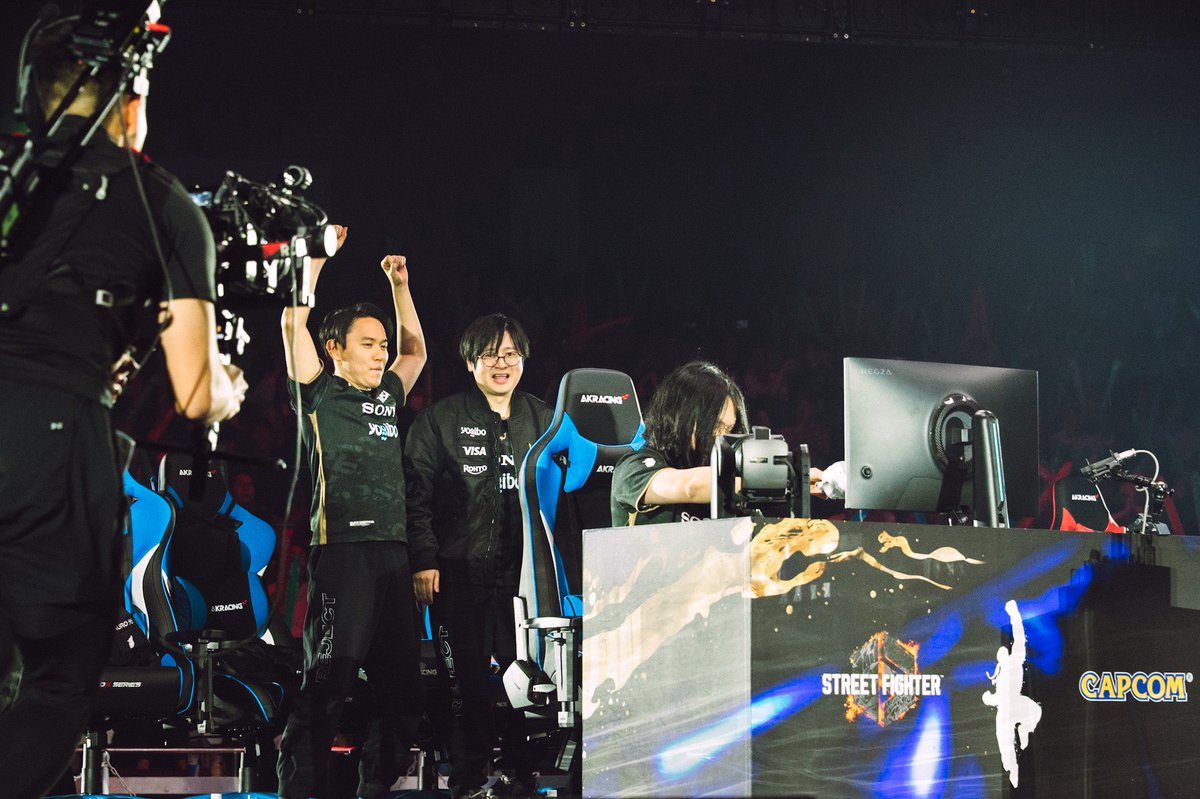 eSports_creatures tweet media