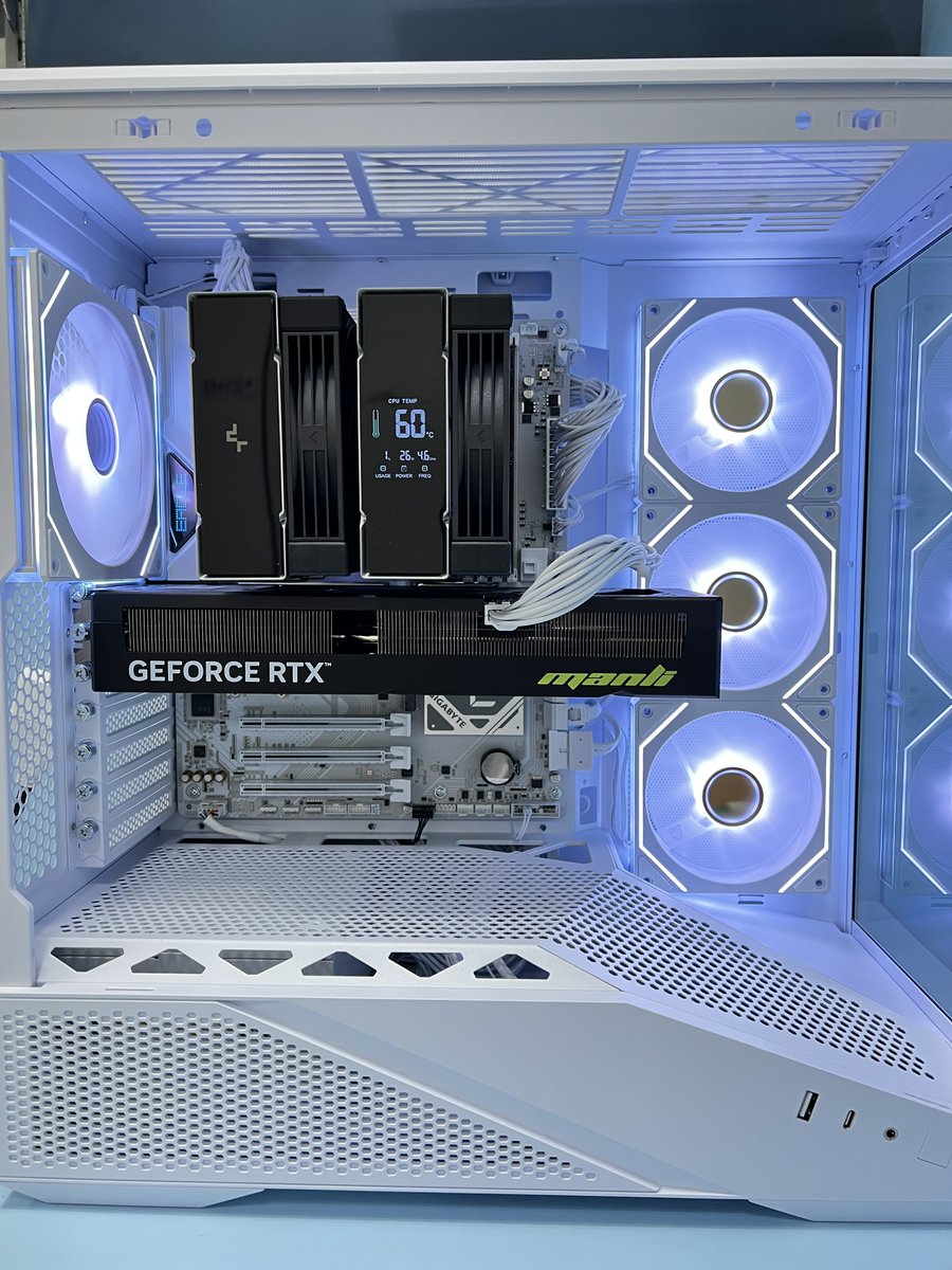 컴우리 tweet media