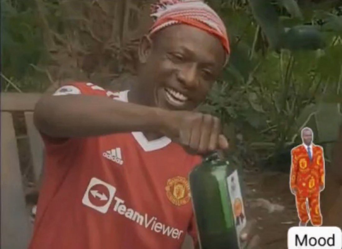 Extra busy tweet media