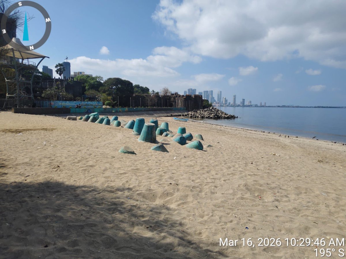 16Mar BMC contractor  Sunil and team clean beach everyday under the direction of SWM AE Mr Bhoir and under the supervision of Mahim bay beach committee PLEASE MAINTAIN CLEANLINESS AND BE HAPPY