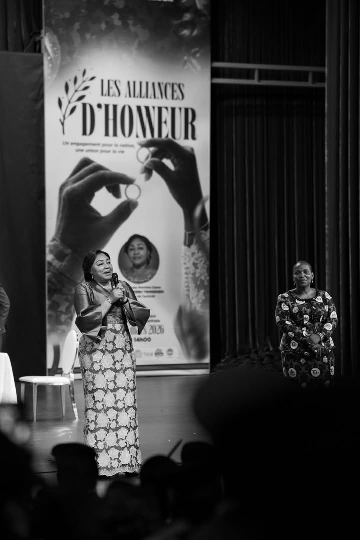 Bonjour à tous, voici votre récap de l’actualité en République démocratique du Congo :

📌 KINSHASA | Pénurie de transports en commun ce lundi matin

Une pénurie de transports en commun est signalée ce lundi dans plusieurs communes de Kinshasa, à la suite d’une grève des