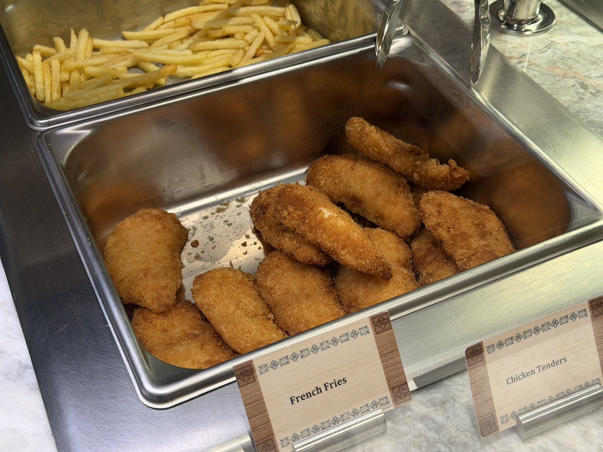 Theme Park Express tweet media