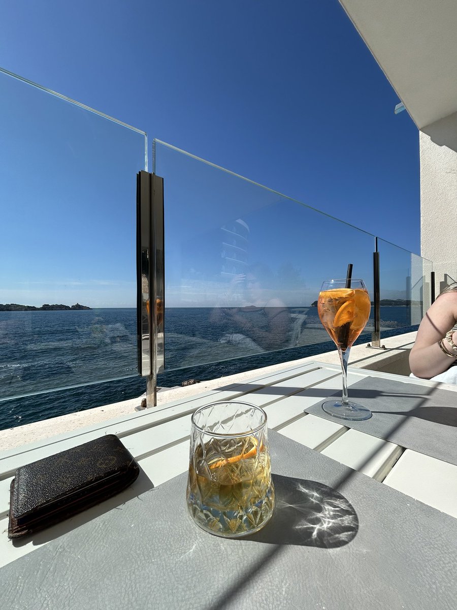 HLT Lewis tweet media