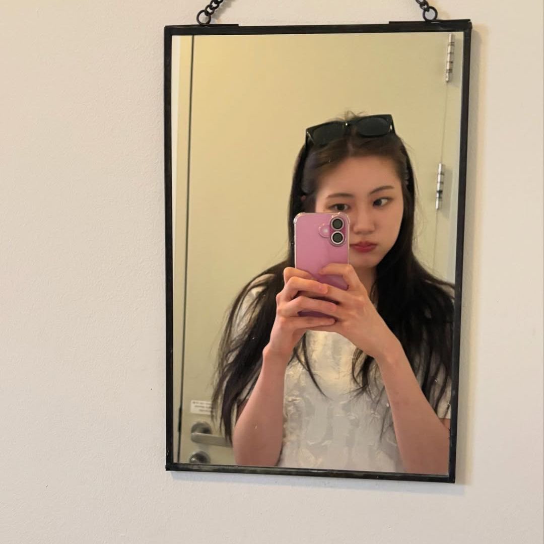 𝒜𝓃𝓃𝒶 tweet media