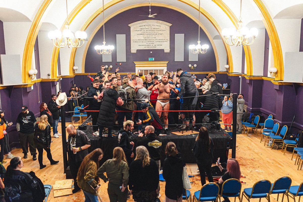 dez_player1 tweet media