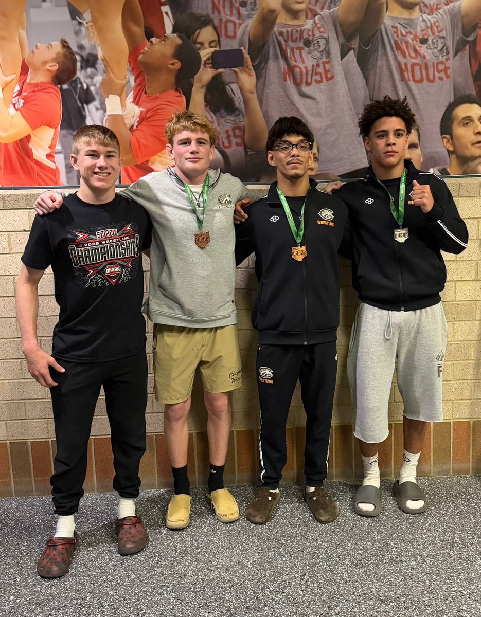 ClaymontWrestl1's tweet photo. Great weekend of wrestling! 

OHSAA STATE TOURNAMENT 

Kam Stout 🥈
Dre Searcy 7th
Nile Abbuhl 7th
Daniel McGarr State Qualifier

Finished 14th as a team.🏅

#STANGS 🟠🐴🟤🤼 https://t.co/oVjTWE4BR7